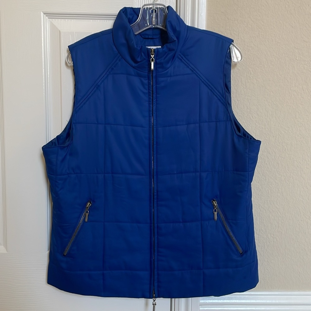CHARTER CIUB QUILTED STAND COLLAR, ROYAL BLUE VEST- SIZE LARGE - Picture 14 of 14
